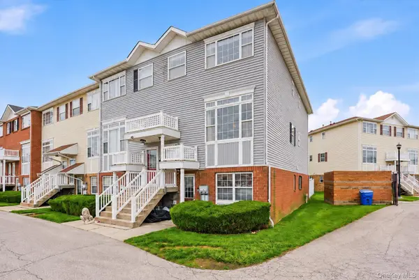 163 Surf Drive #106, Bronx, NY 10473