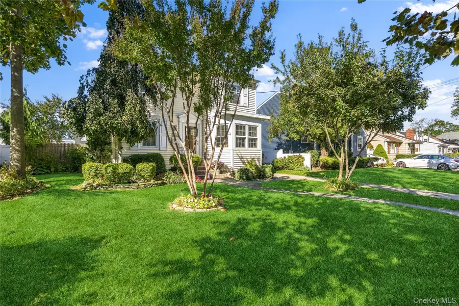 2366 Sycamore Avenue, Wantagh, NY 11793 - #3