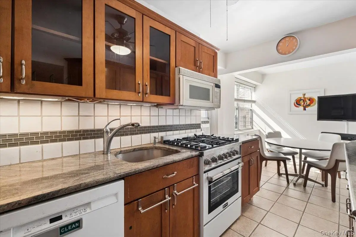 235 Garth Road #D6A, Scarsdale, NY 10583 - #1