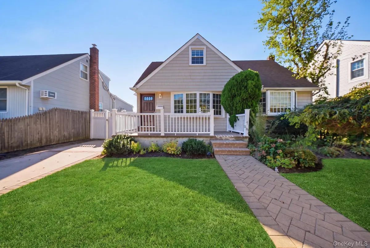 558 W Market Street, Long Beach, NY 11561 - #1