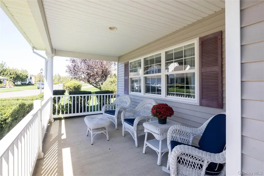 1504 Pebble Beach Path, Riverhead, NY 11901 - #3