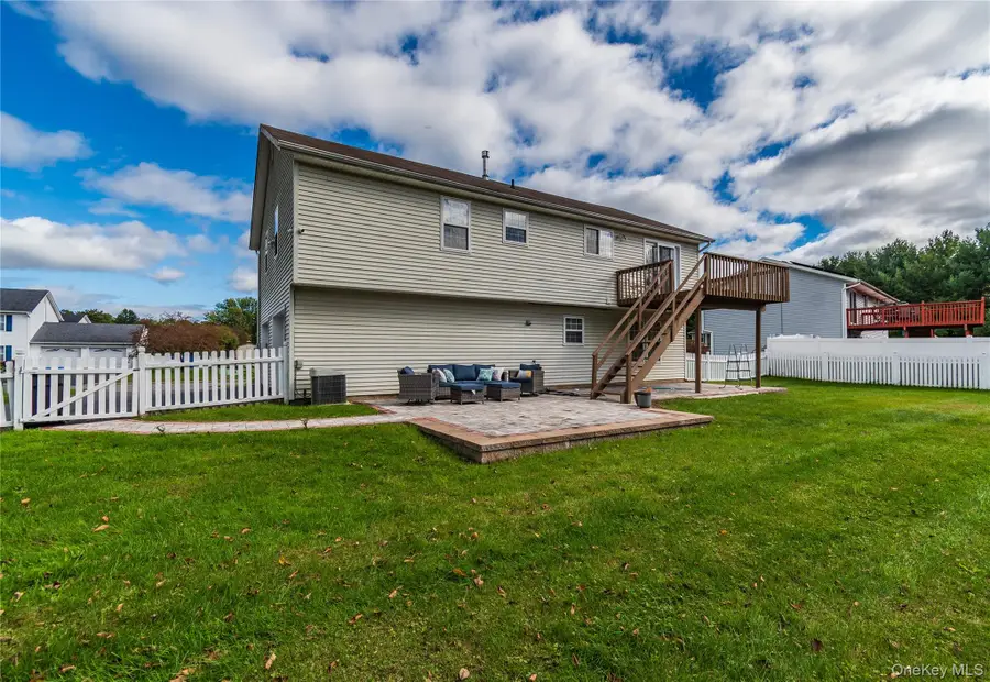 8 Bernadette Way, Washingtonville, NY 10992 - #3