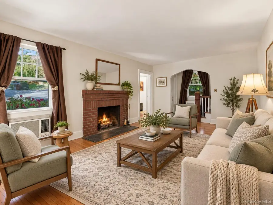 34 General Heath Avenue, White Plains, NY 10603 - #3
