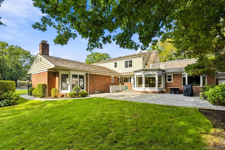 1335 Club Drive, Hewlett, NY 11557 - #2