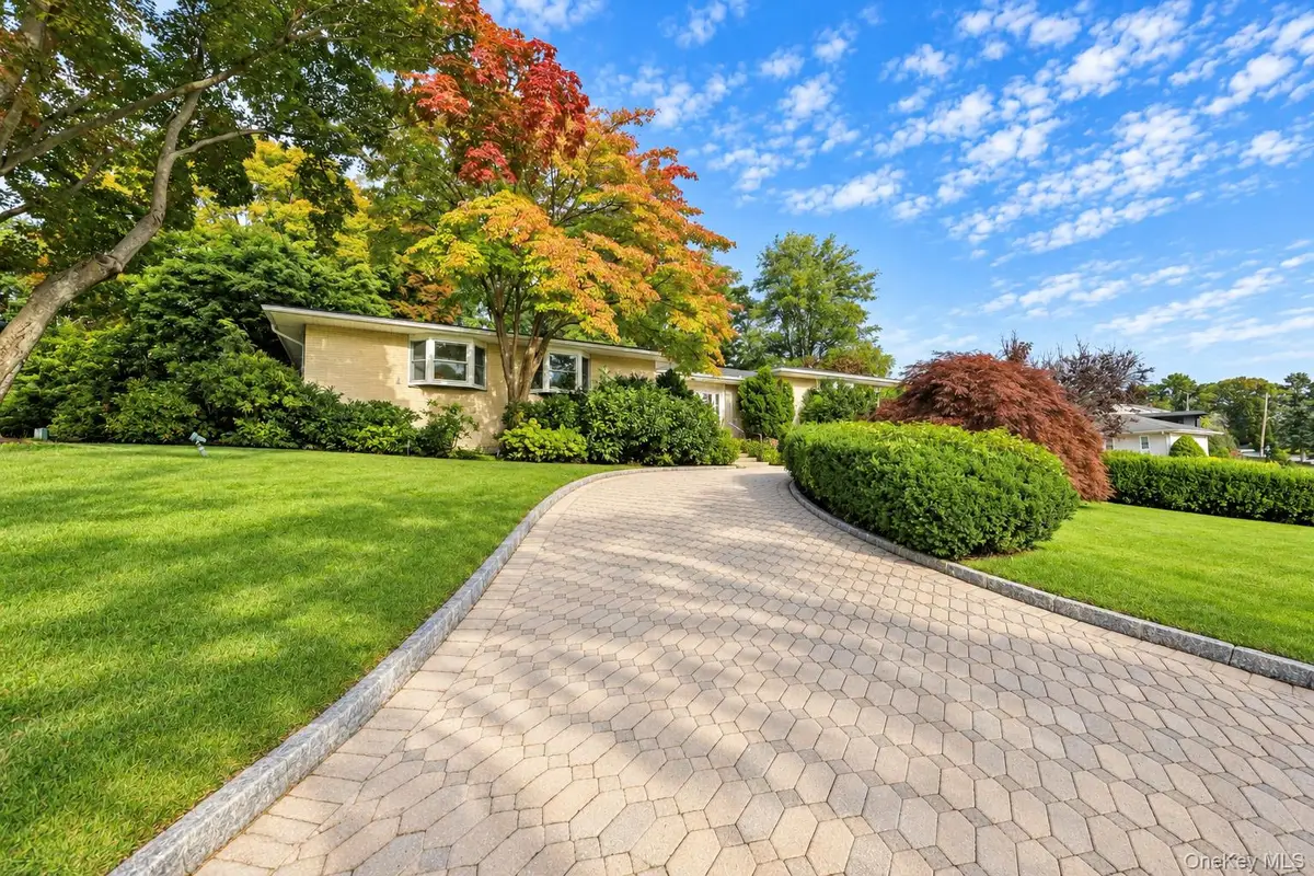 31 Brendon Hill Road, Scarsdale, NY 10583 - #1