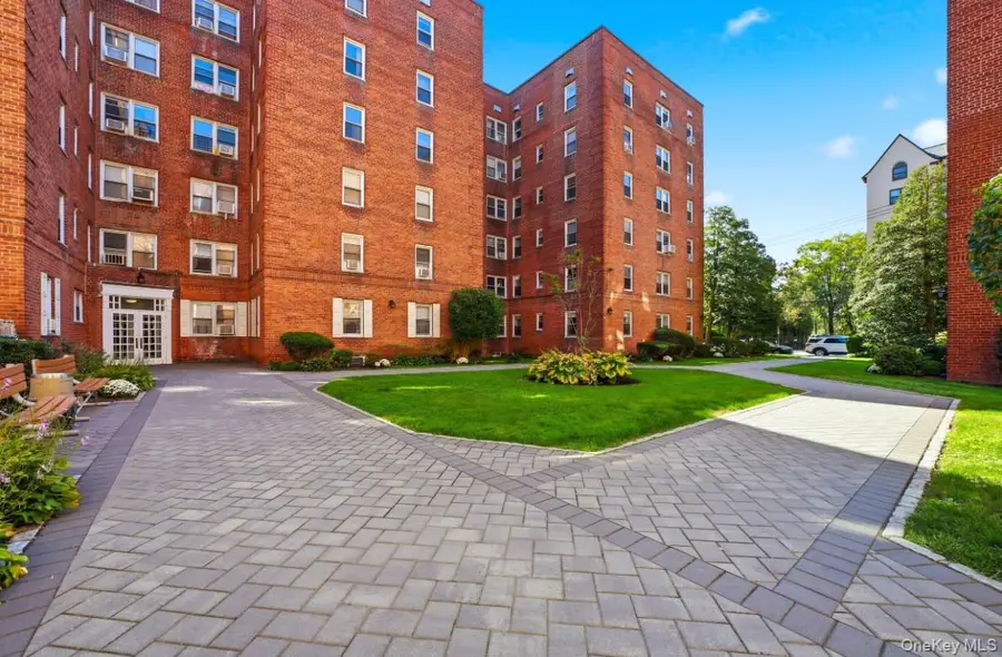 70 Locust Avenue #103B, New Rochelle, NY 10801 - #2