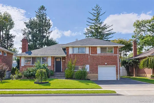 20 Willets Avenue, Syosset, NY 11791
