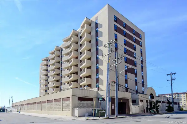360 Shore Road #3B, Long Beach, NY 11561
