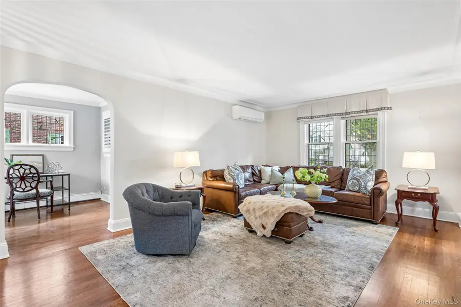 143 Tullamore Road, Garden City, NY 11530 - #3