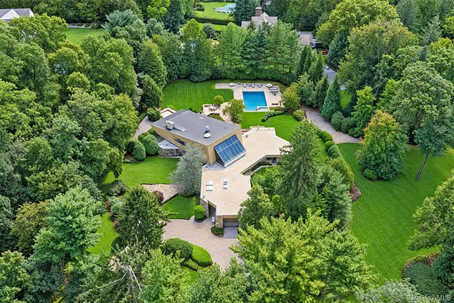 15 Horseshoe Road, Old Westbury, NY 11568 - #2