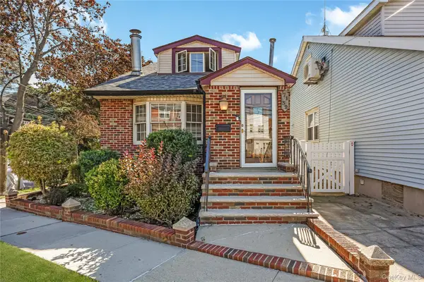 71-32 Caldwell Avenue, Maspeth, NY 11378