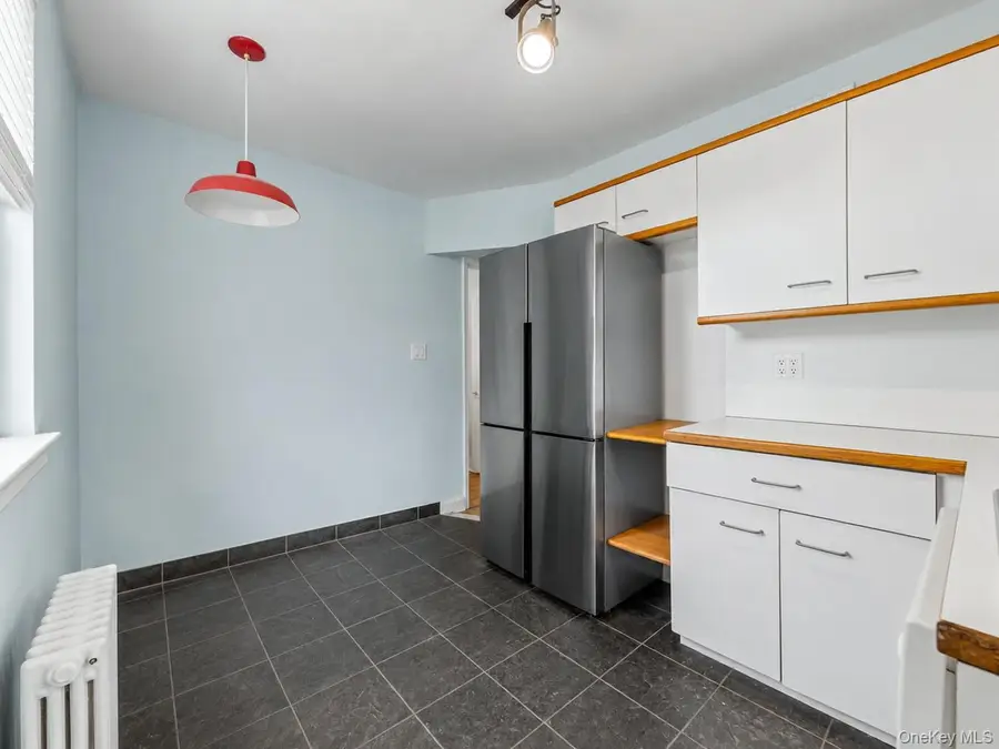 70-45B 260th Street #B, Glen Oaks, NY 11004 - #3