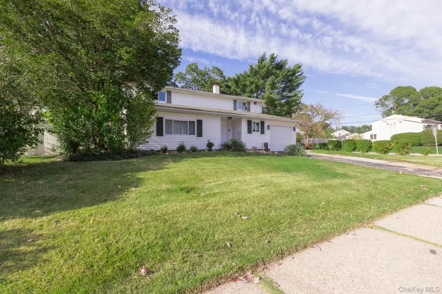 27 Monterey Lane, Centereach, NY 11720 - #2