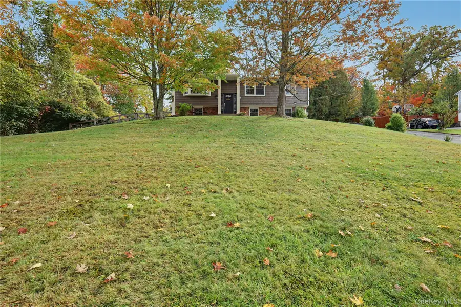 19 Saint Michaels Terrace, Carmel, NY 10512 - #2