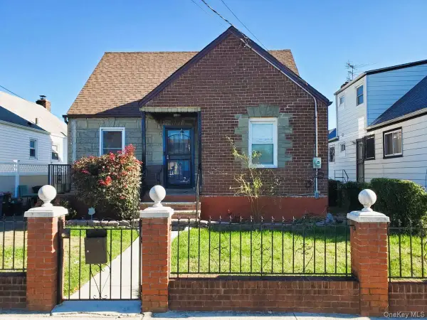 15316 132nd Avenue, Springfield Gardens, NY 11434