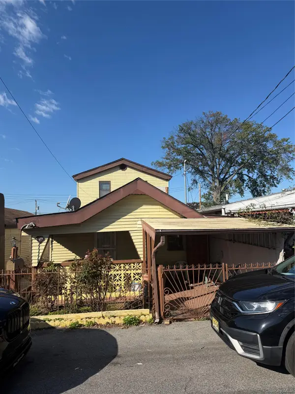1515 Harding Park, Bronx, NY 10473
