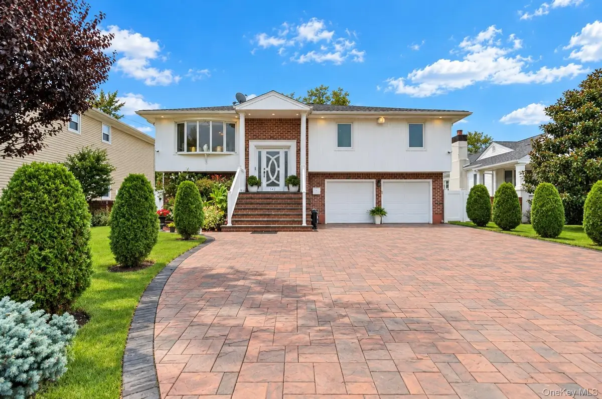 928 N Fletcher Avenue, Valley Stream, NY 11580 - #1