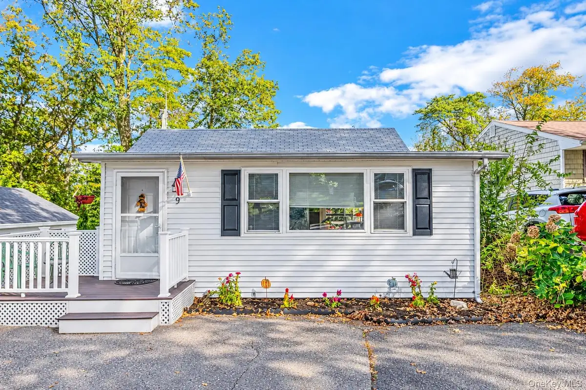 9 Shell Road, Rocky Point, NY 11778 - #1
