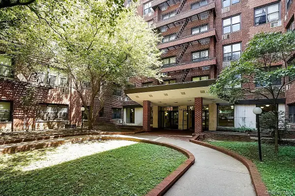 1275 E 51st 51 Street #4M, Brooklyn, NY 11234