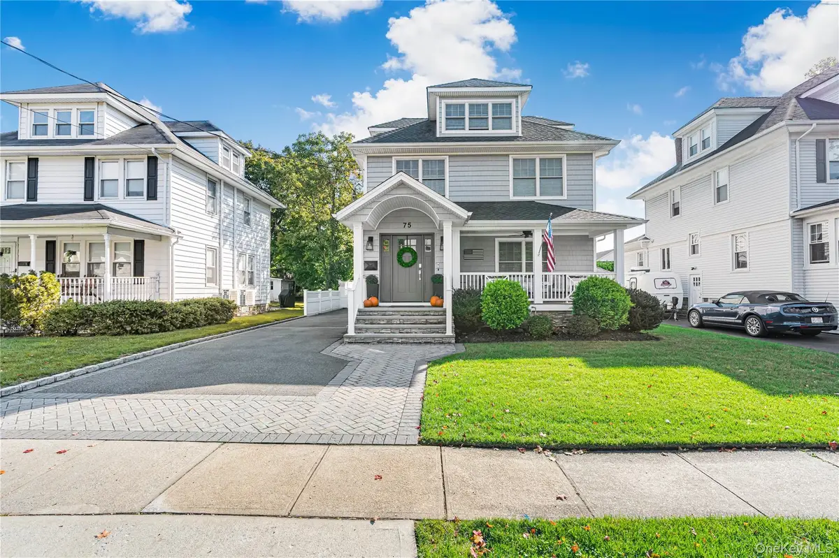 75 Liberty Avenue, Rockville Centre, NY 11570 - #1