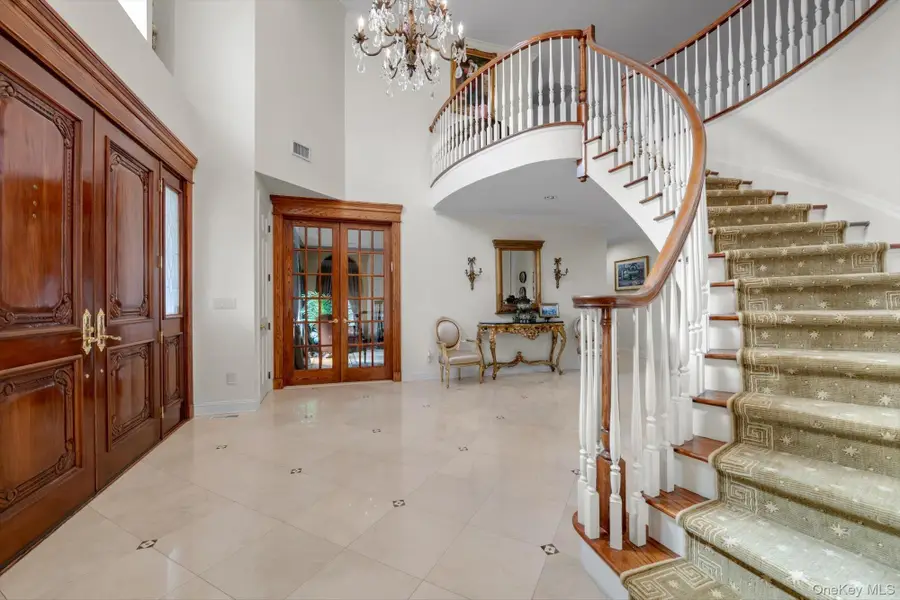 11 Polo Drive, Old Westbury, NY 11568 - #3