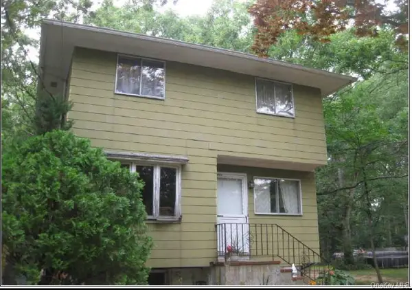 84 Radio Avenue, Miller Place, NY 11764