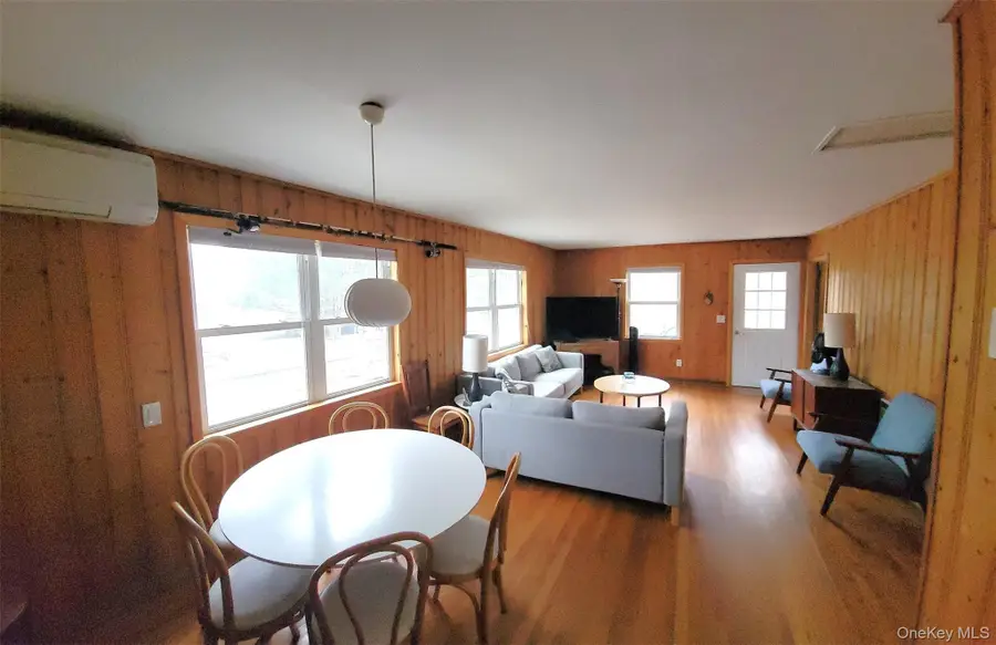 84 Oak Walk, Bay Shore, NY 11706 - #3