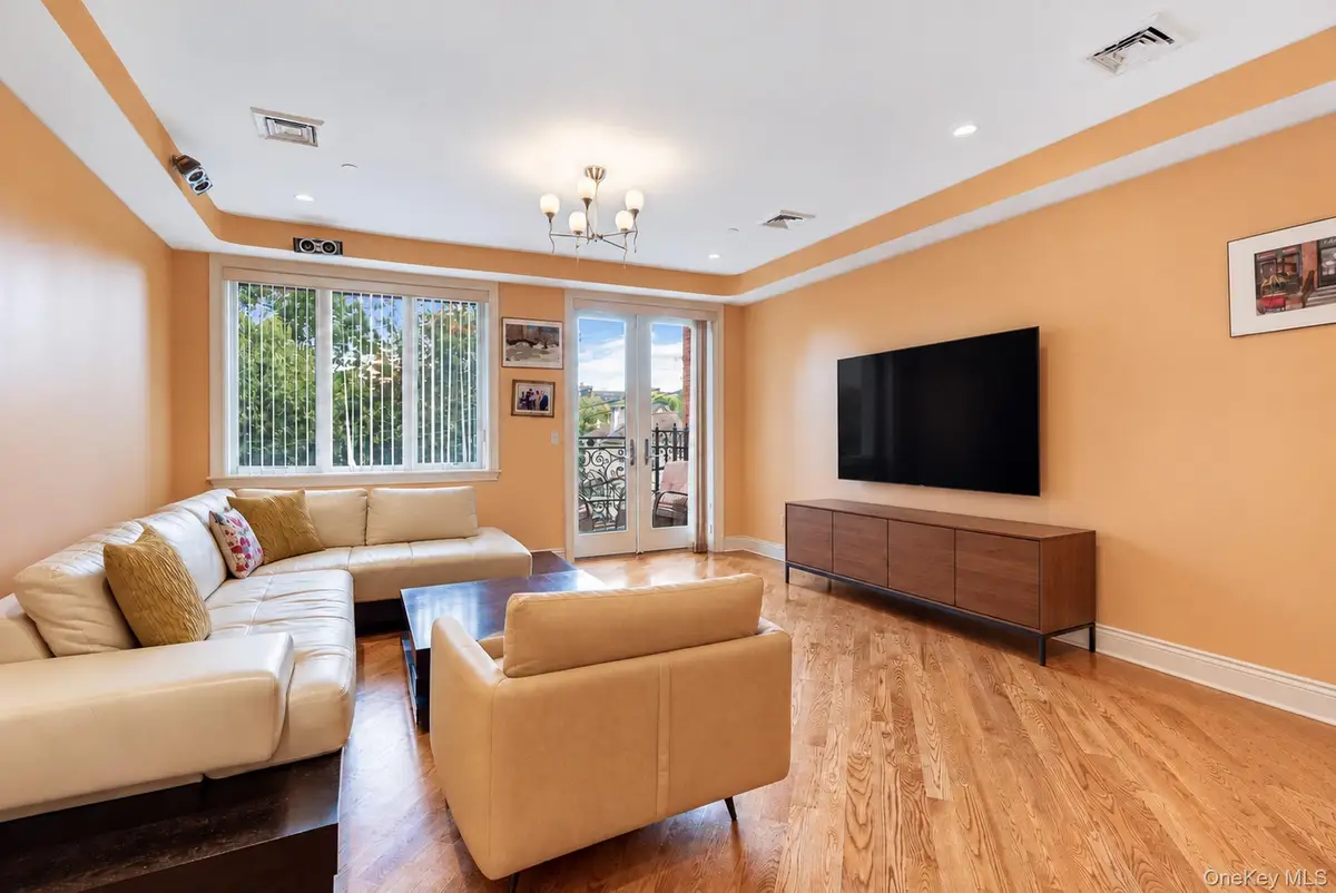 1674 E 22nd Street #3B, Brooklyn, NY 11229 - #1