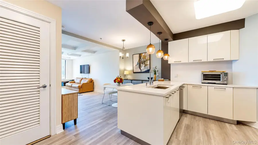 64-05 Yellowstone Boulevard #415AS, Forest Hills, NY 11375 - #3