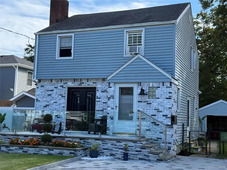 12 Cottage Place, Hempstead, NY 11550 - #2