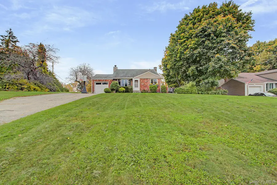 3410 Lorelei Drive, Yorktown Heights, NY 10598 - #2