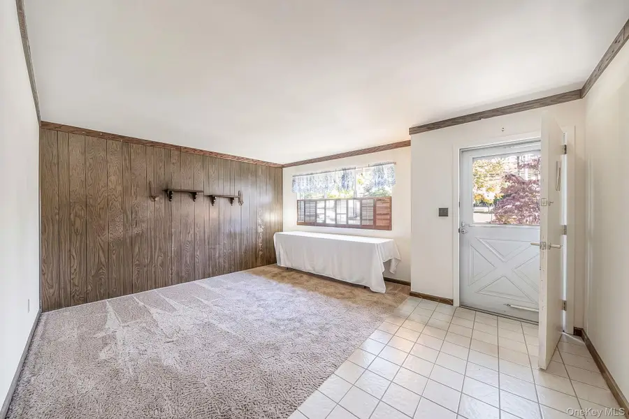 54 Mount Sinai Coram Road, Coram, NY 11727 - #2