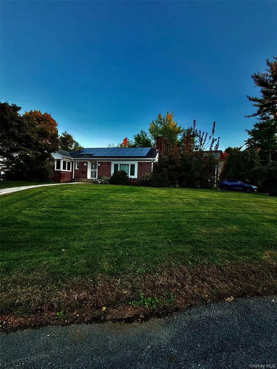 48 Disbrow Circle, New Rochelle, NY 10804 - #2