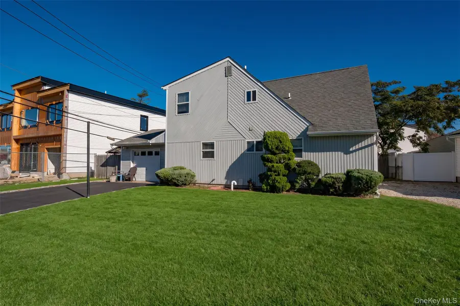 148 Kingfisher Road, Levittown, NY 11756 - #2