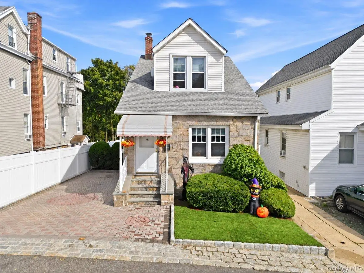 221 Edgewood Avenue, Yonkers, NY 10704 - #1