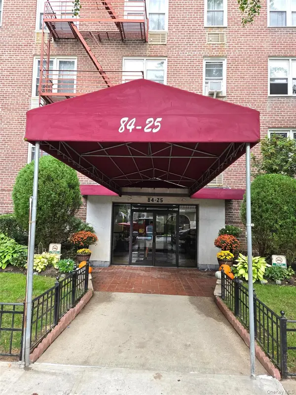 84-25 118th St #5A, Kew Gardens, NY 11415