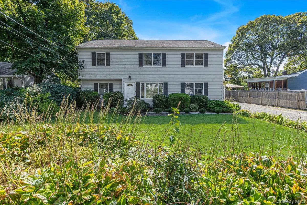 301 Lynn Avenue, East Northport, NY 11731 - #1