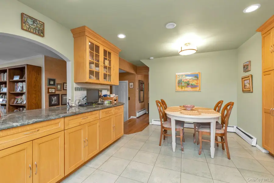 240 Greenway Road, Lido Beach, NY 11561 - #3