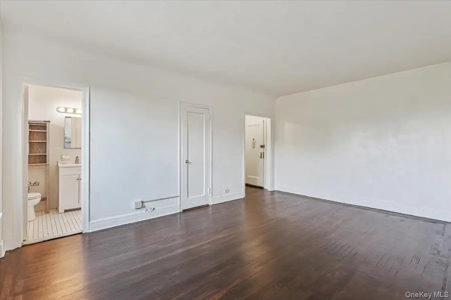 141 Woodmere Boulevard #3C, Woodmere, NY 11598 - #3