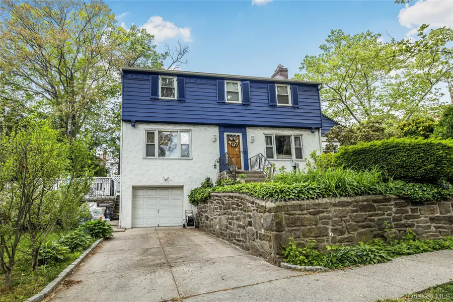 202 Tecumseh Avenue, Mount Vernon, NY 10553 - #2