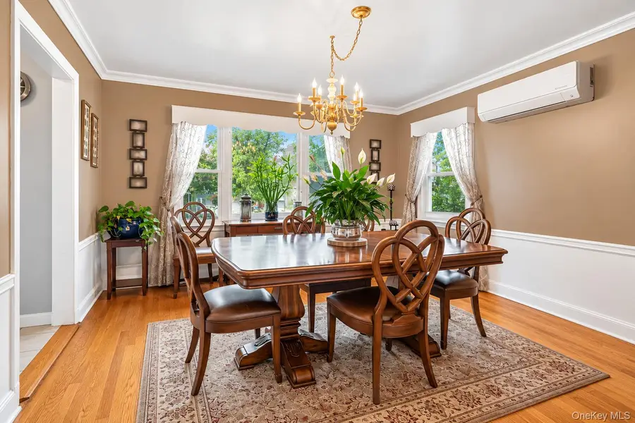 202 Tecumseh Avenue, Mount Vernon, NY 10553 - #3