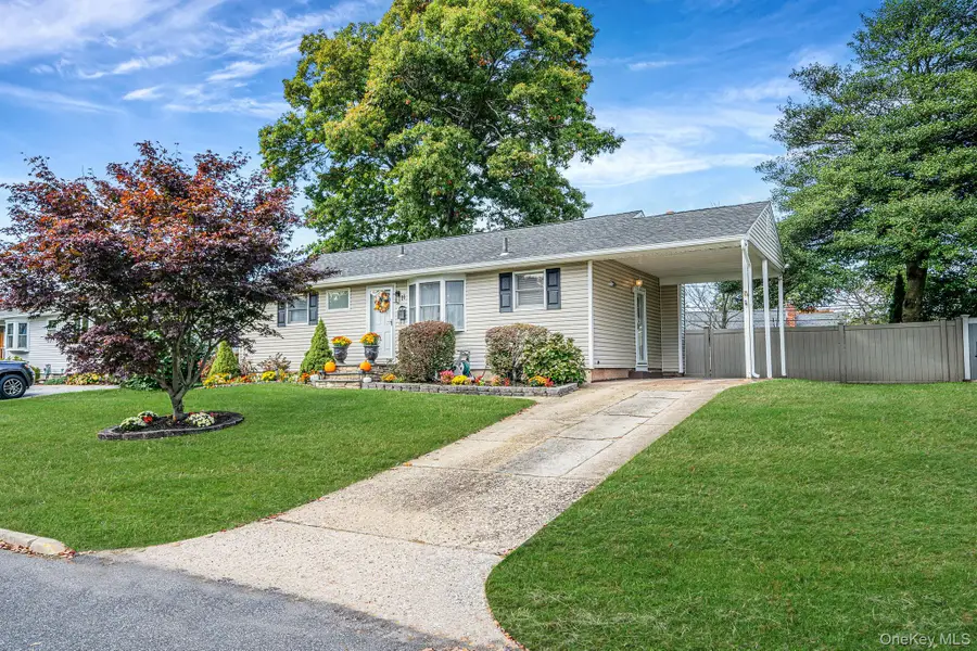 11 Langdon Street, Islip, NY 11751 - #2
