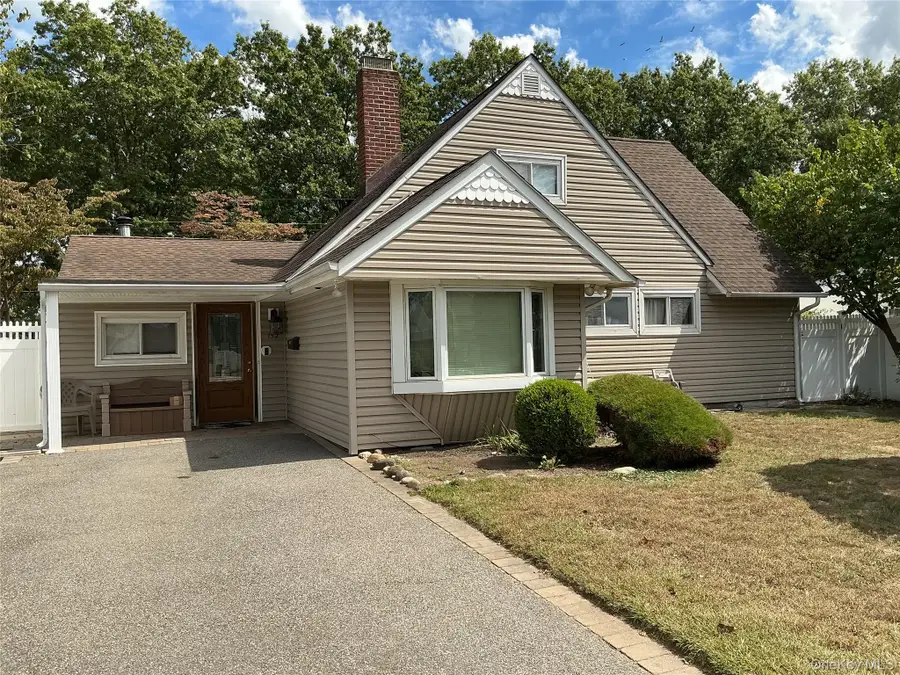 152 Choir Lane, Westbury, NY 11590 - #2