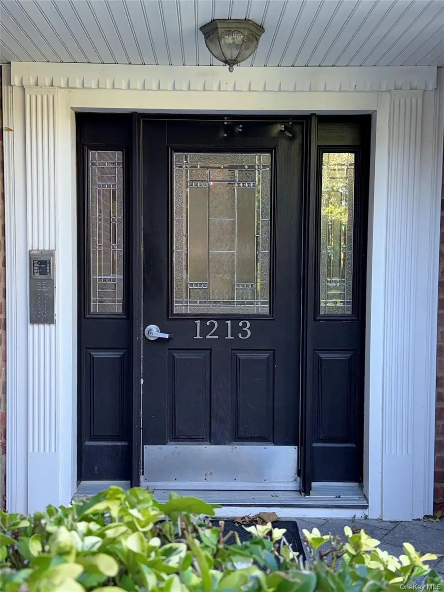1213 E Broadway #B-25, Hewlett, NY 11557 - #2