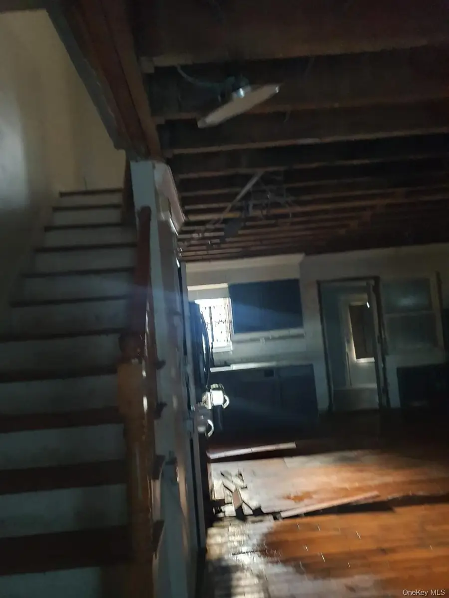 3341 Eastchester Road Ne, Bronx, NY 10469 - #2