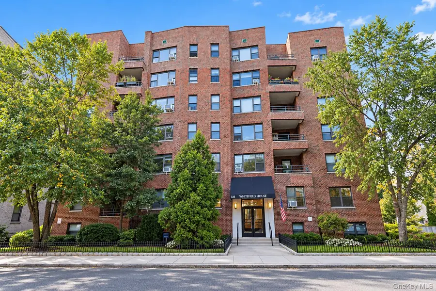 325 Main Street #2G, White Plains, NY 10601 - #2