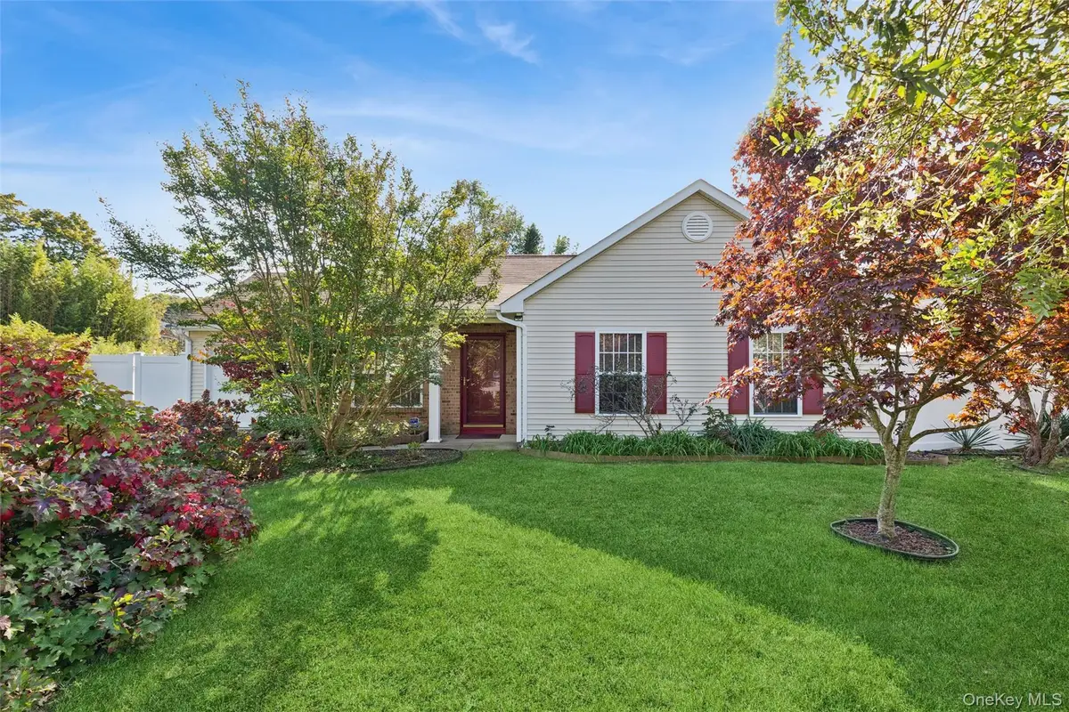 18 Segal Avenue, Riverhead, NY 11901 - #1