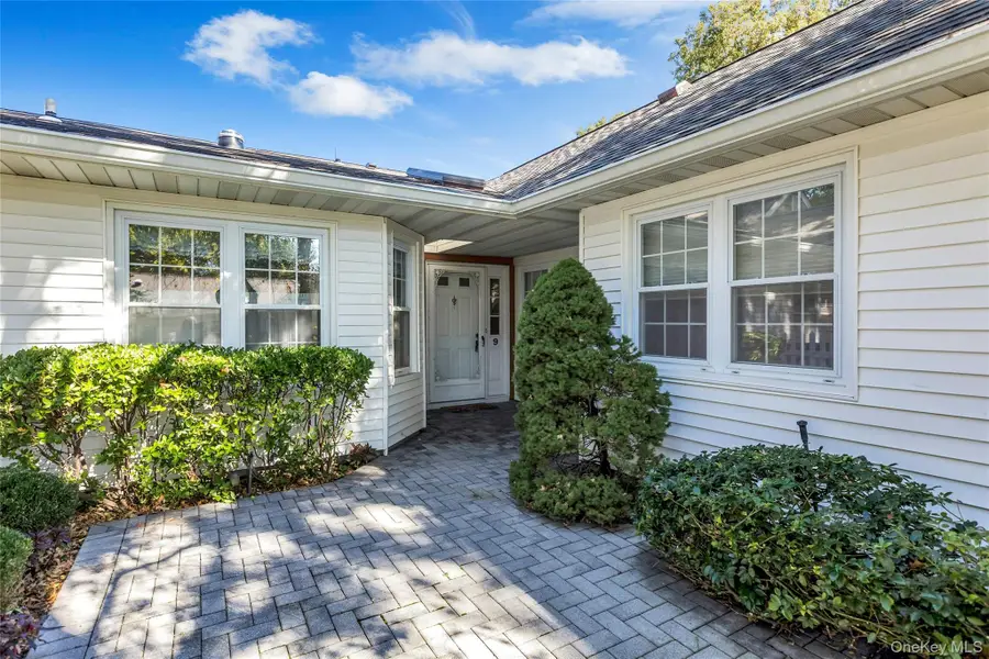 9 Revere Drive, Sayville, NY 11782 - #2