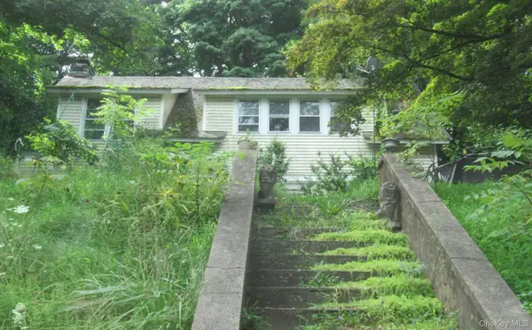 301 Route 32, Central Valley, NY 10917