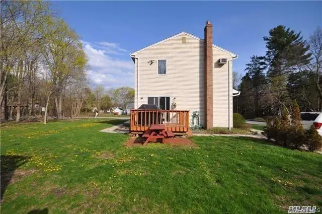 18 Larsen Avenue, Smithtown, NY 11787 - #2